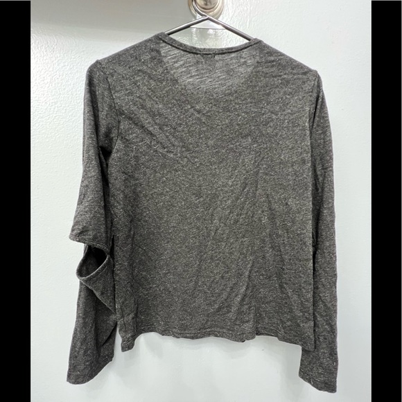 Monrow open elbow shirt size small - Picture 4 of 4